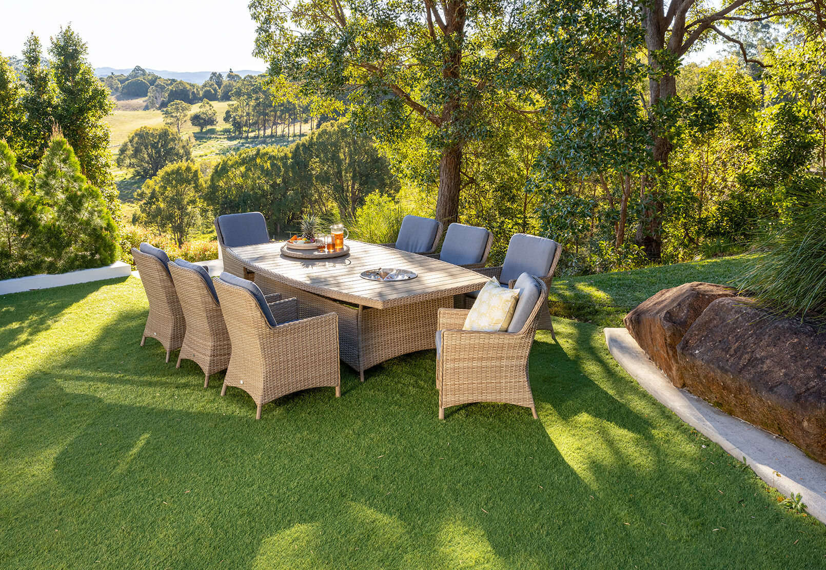 LUAU - Outdoor Dining Table LUAU