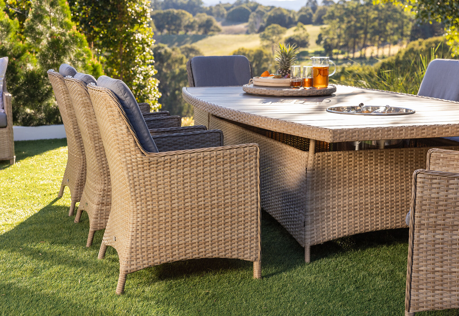 LUAU - Outdoor Dining Table LUAU