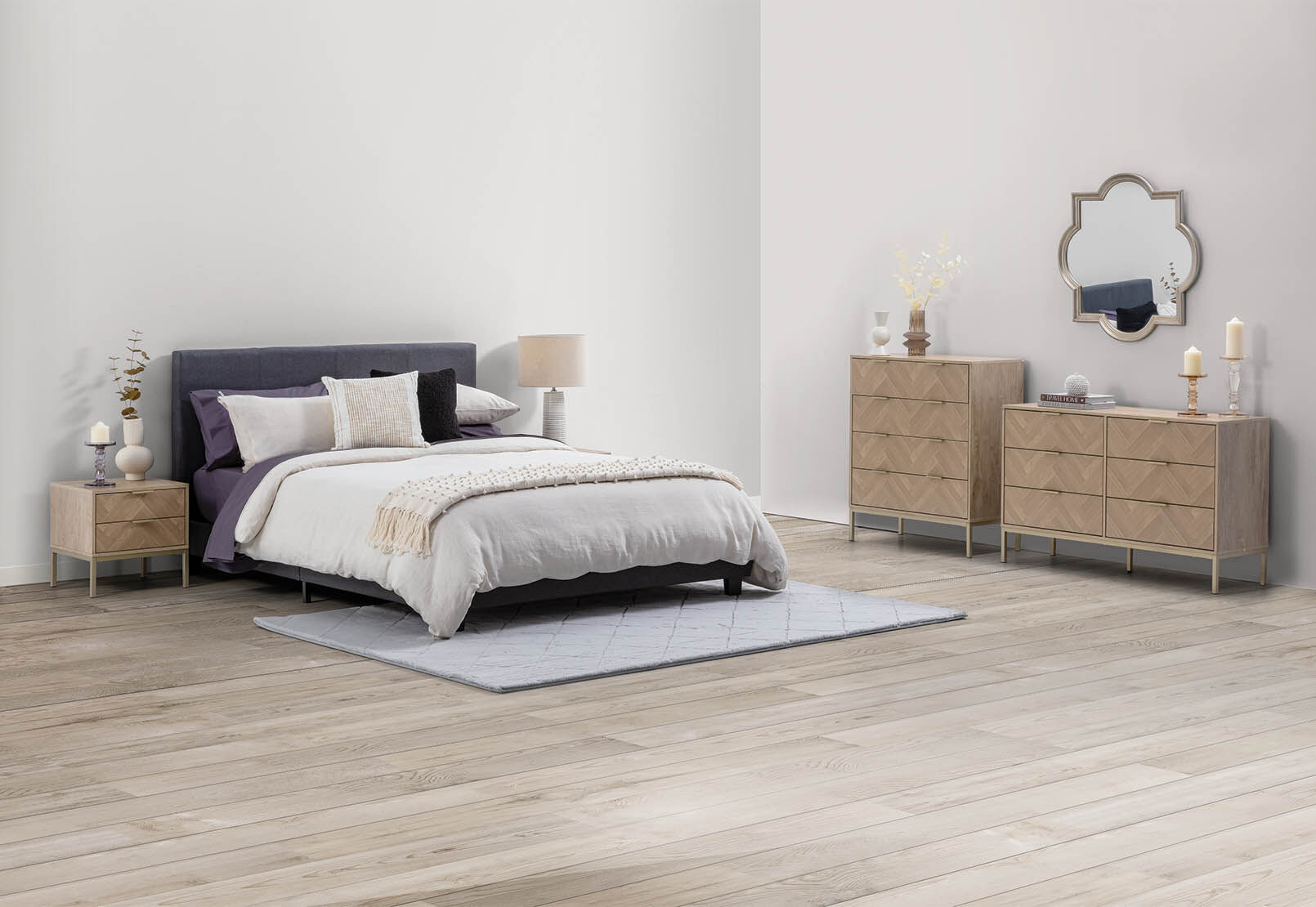 CHARCOAL ROLLINS Queen Bed