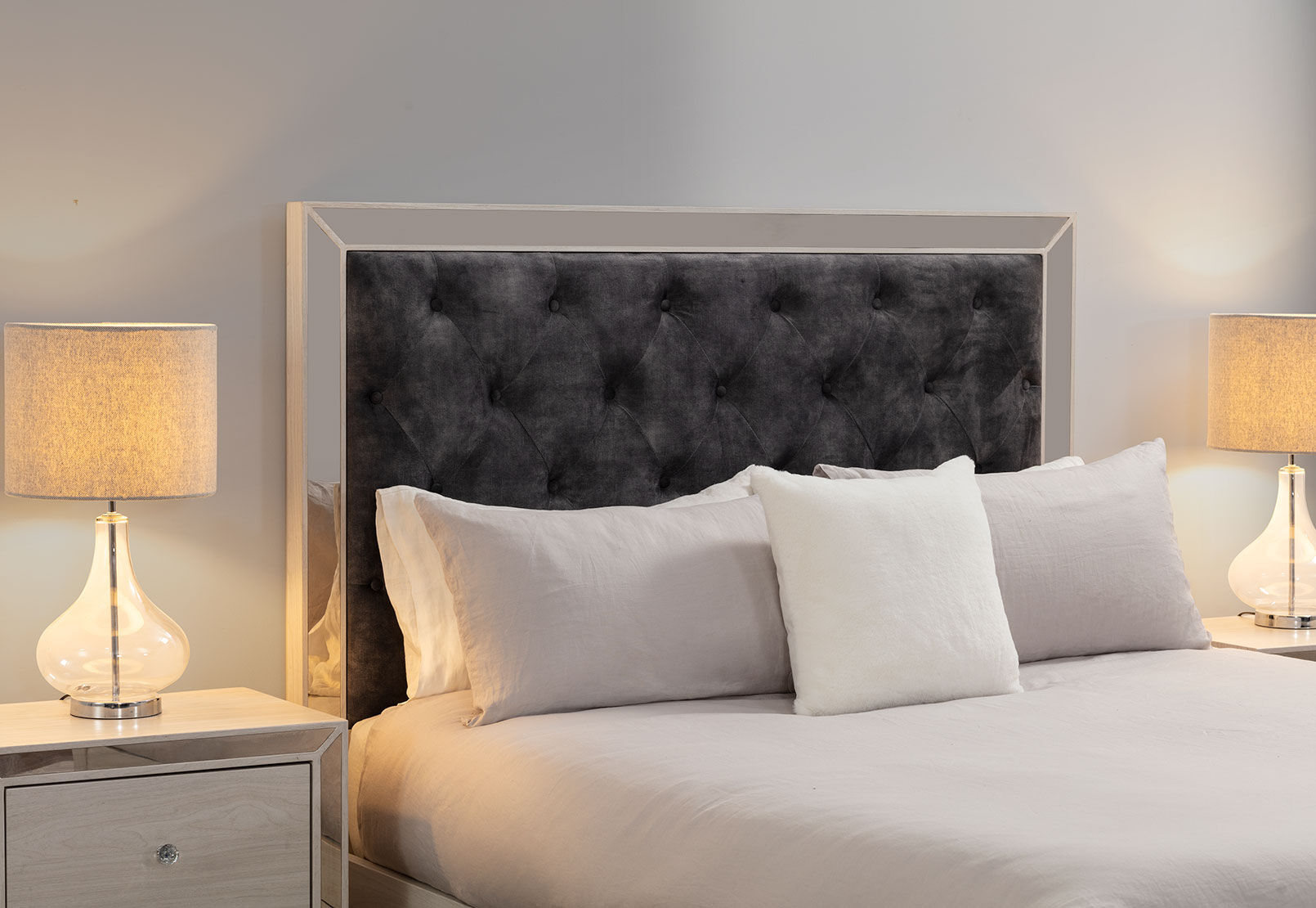ISMENE - Queen Bed ISMENE