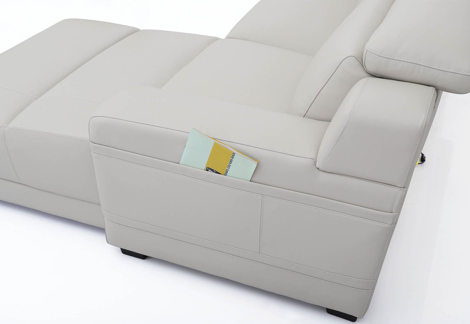 CASSIUS MK2 LEATHER - 3 Seater LHF Chaise CASSIUS MK2 LEATHER
