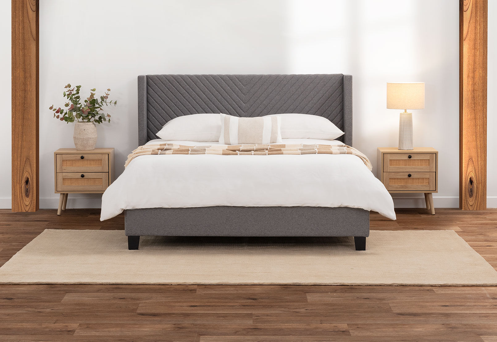 DAUGHERTY - Queen Bed DAUGHERTY