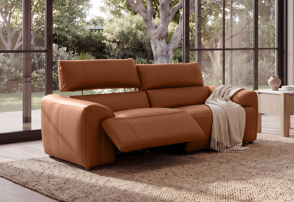VESSALLI LEATHER