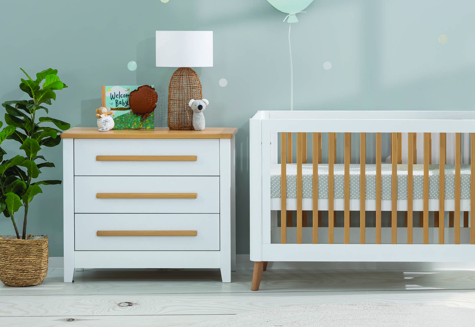 EVALYN - Tall Chest EVALYN