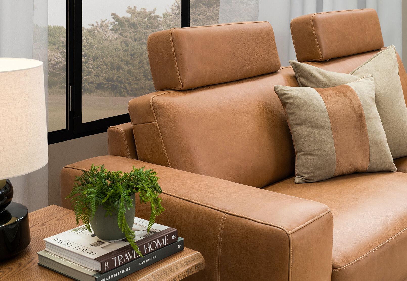 3.5 seater leather lounge shop