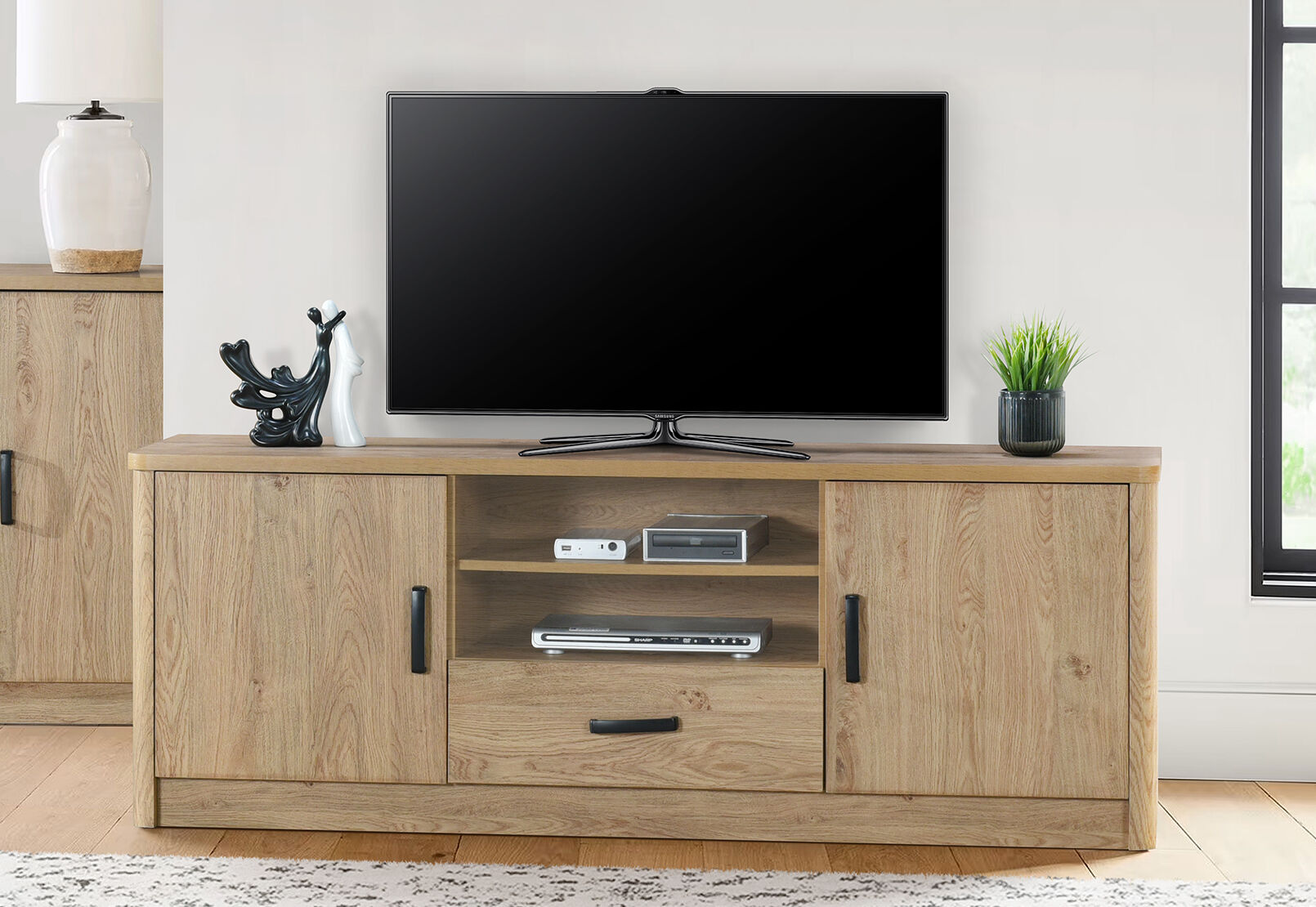 PROCTOR - Entertainment Unit PROCTOR