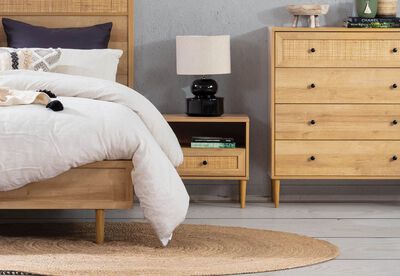 GERTRUDE - Bedside