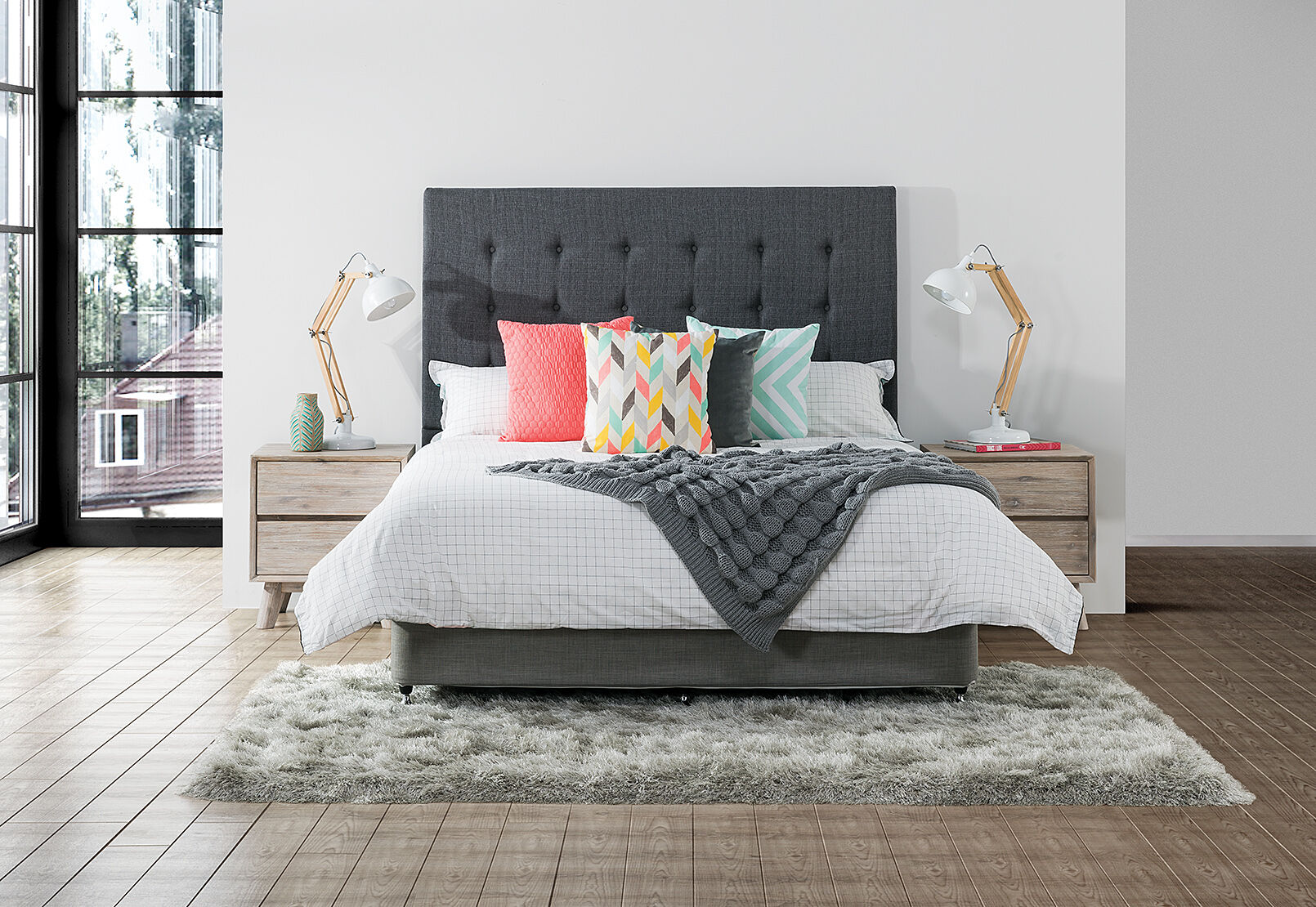 LOTTI - Queen Headboard LOTTI