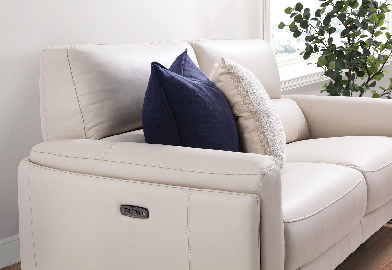 MAEVE - 2.5 SEATER Electric Recliner MAEVE