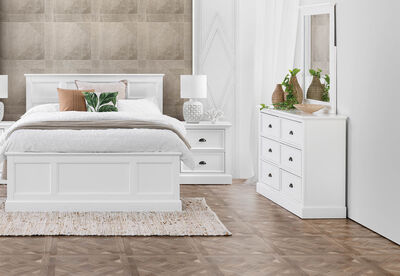 CHRYSTELLE - Bedside