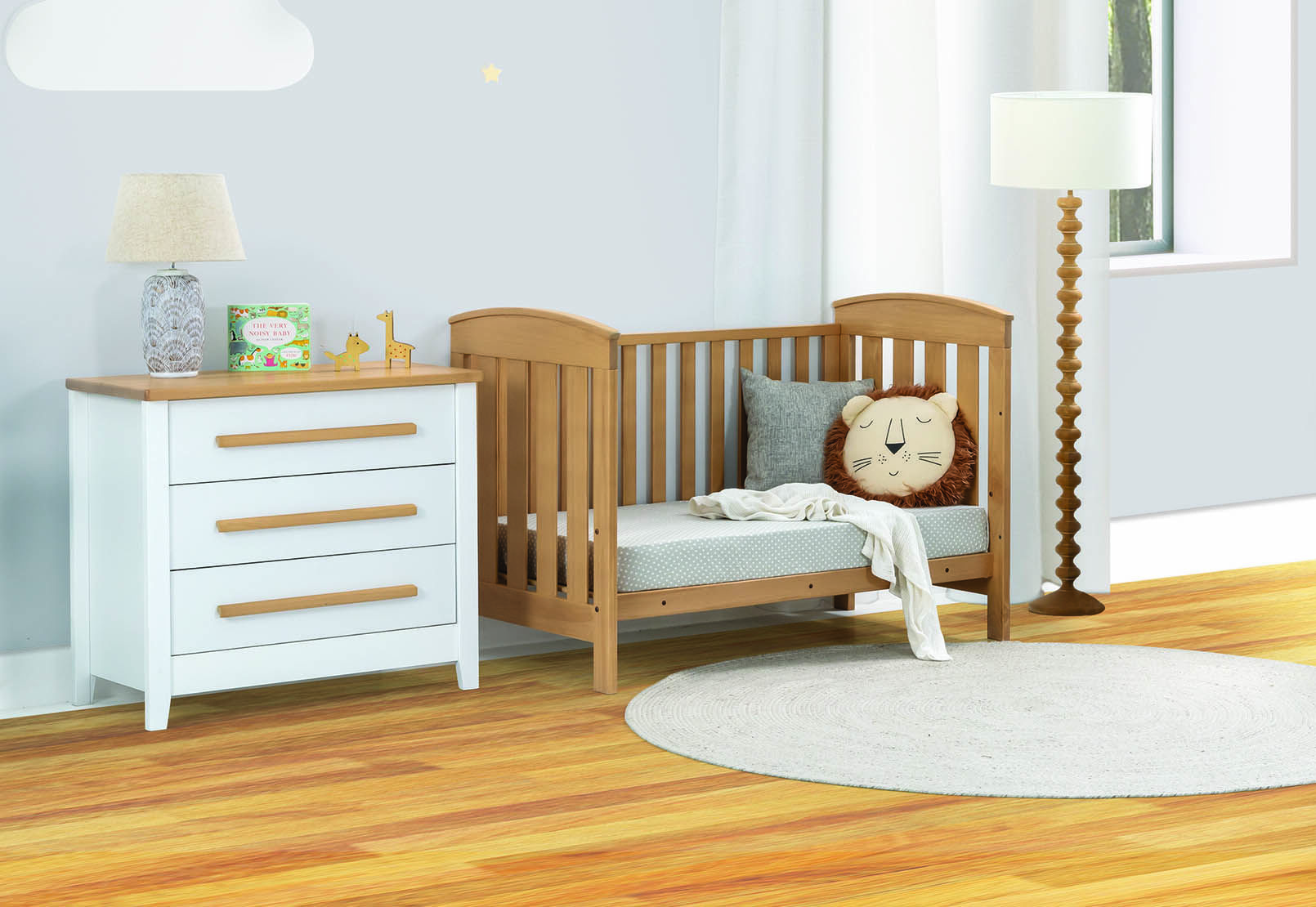 ALMOND MAHALIA Cot