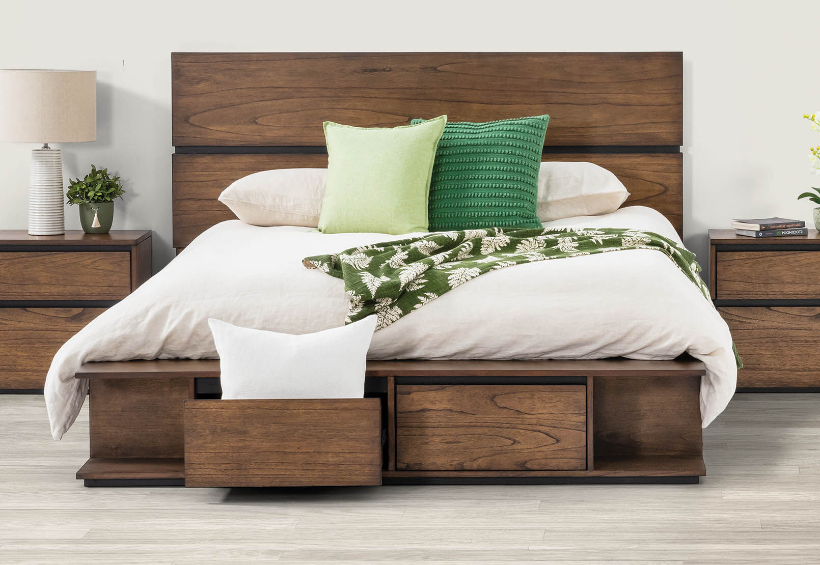 MEDORA - Queen Bed MEDORA