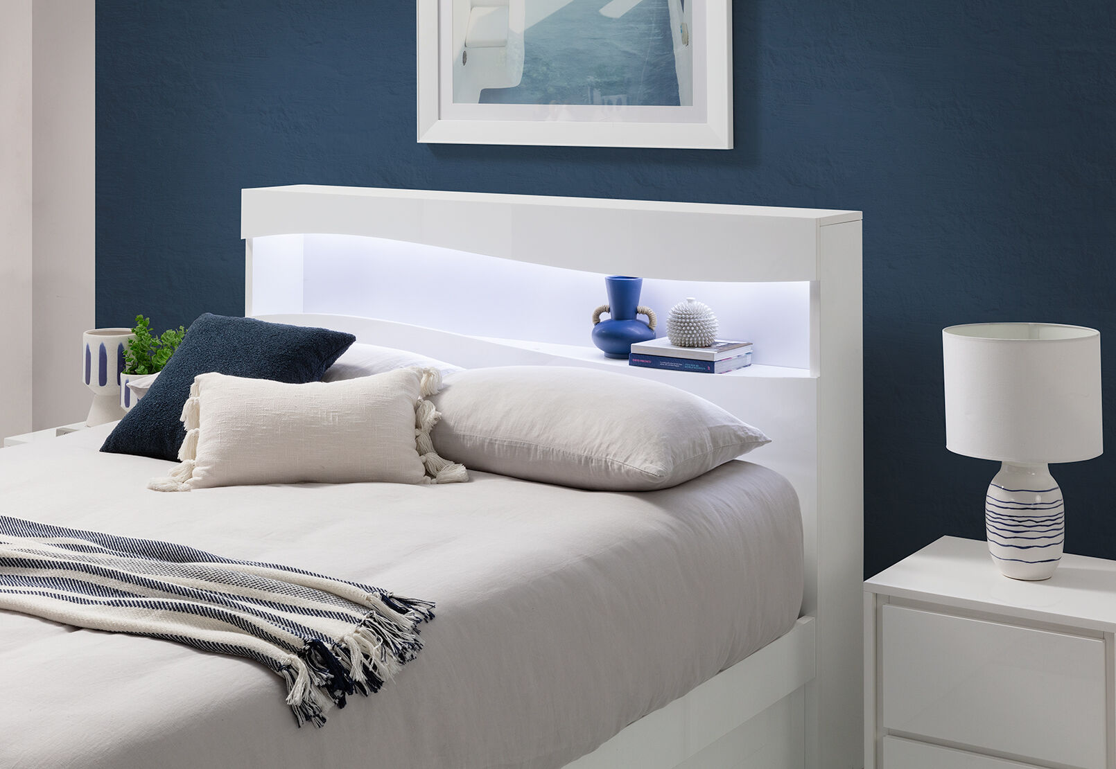 CALISTO - 4 Piece Queen Bed Tall Chest Suite CALISTO