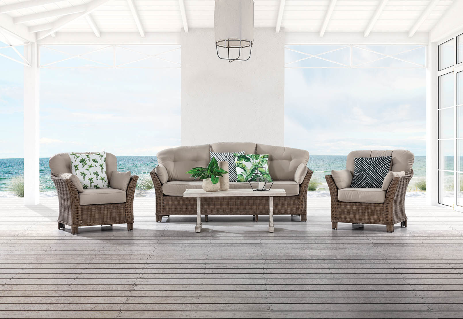 Outdoor best sale couch amart