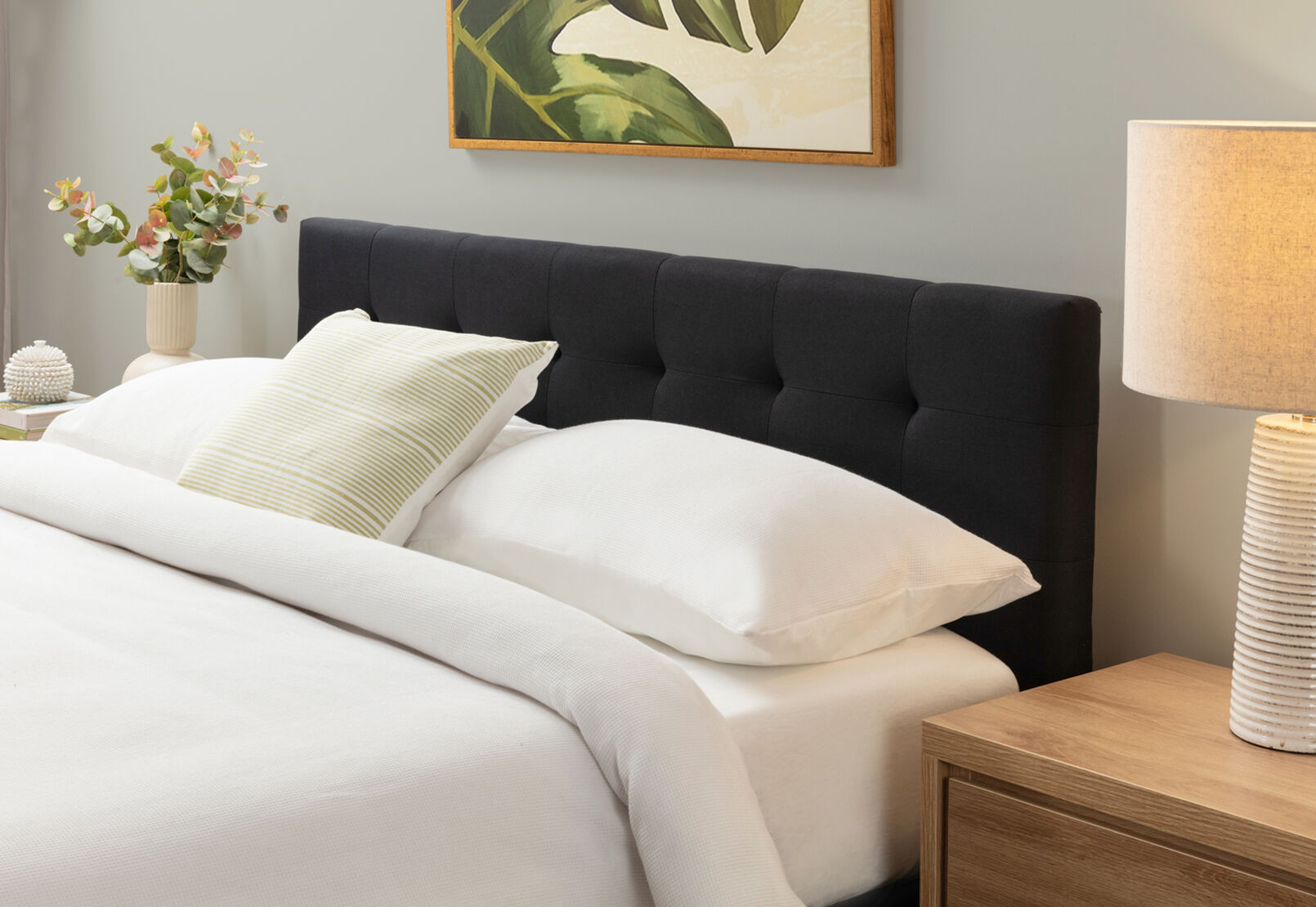 MURTEN - Charcoal Queen Bed MURTEN