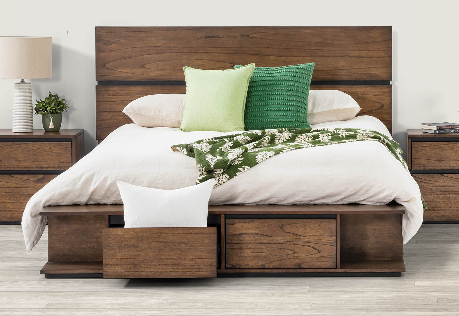 MEDORA - King Bed MEDORA
