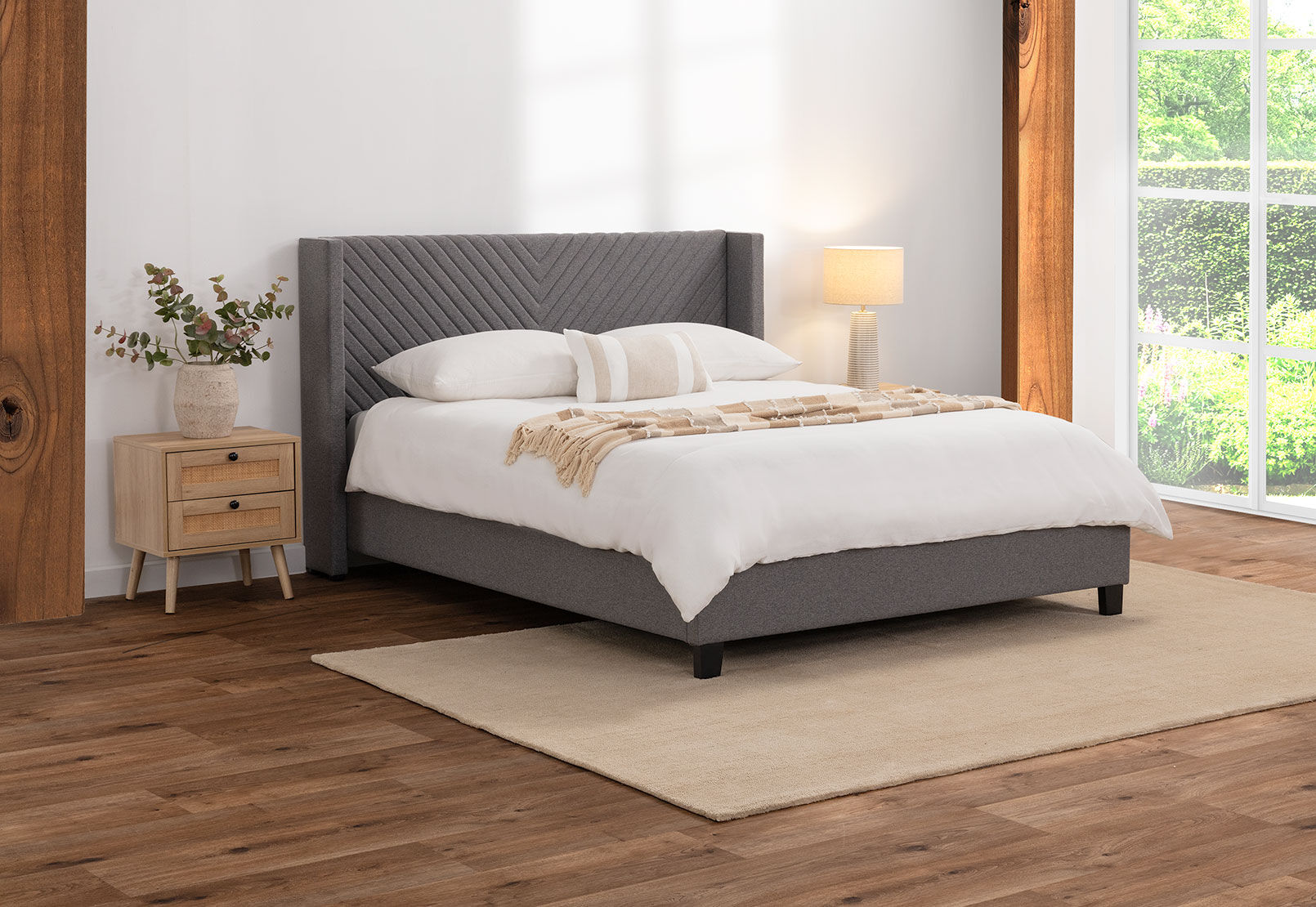 DAUGHERTY - Queen Bed DAUGHERTY