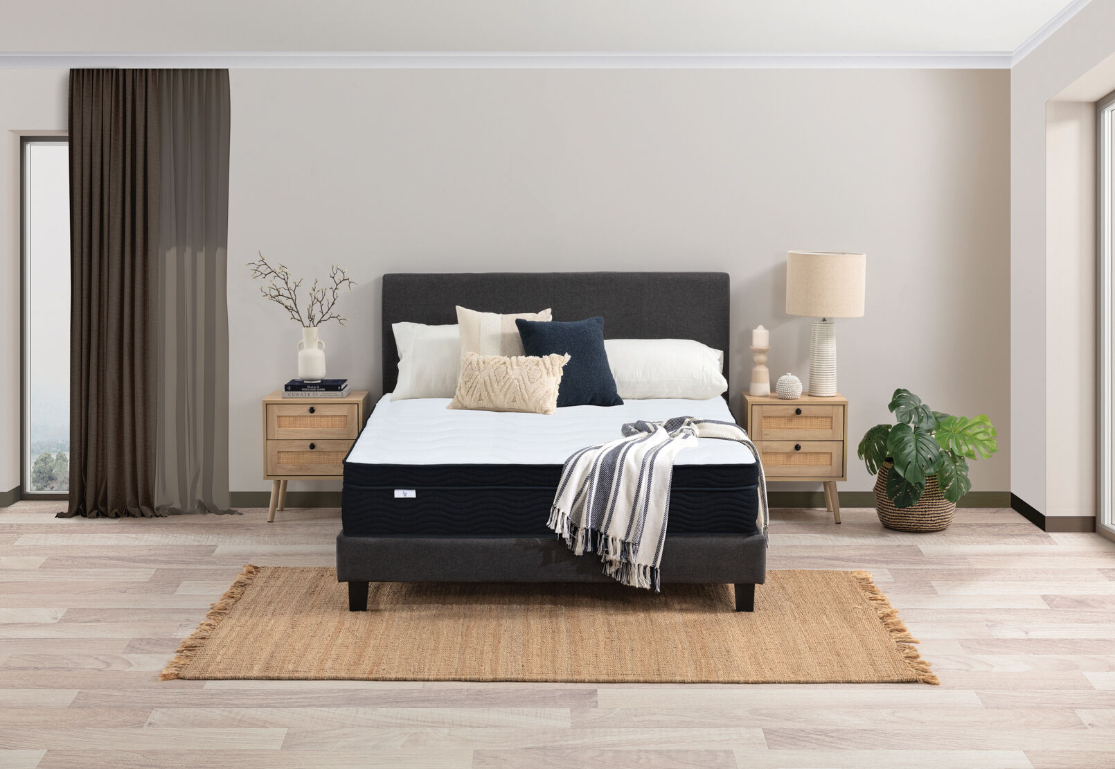 LLAMA - Evoca Queen Mattress LLAMA