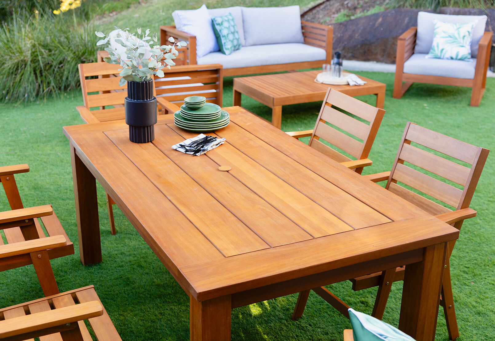 KARRI GUM YARRA 7 Piece Outdoor Dining Setting