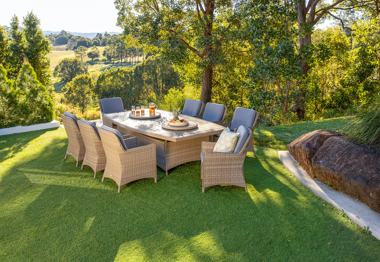 LUAU - Outdoor Dining Table LUAU