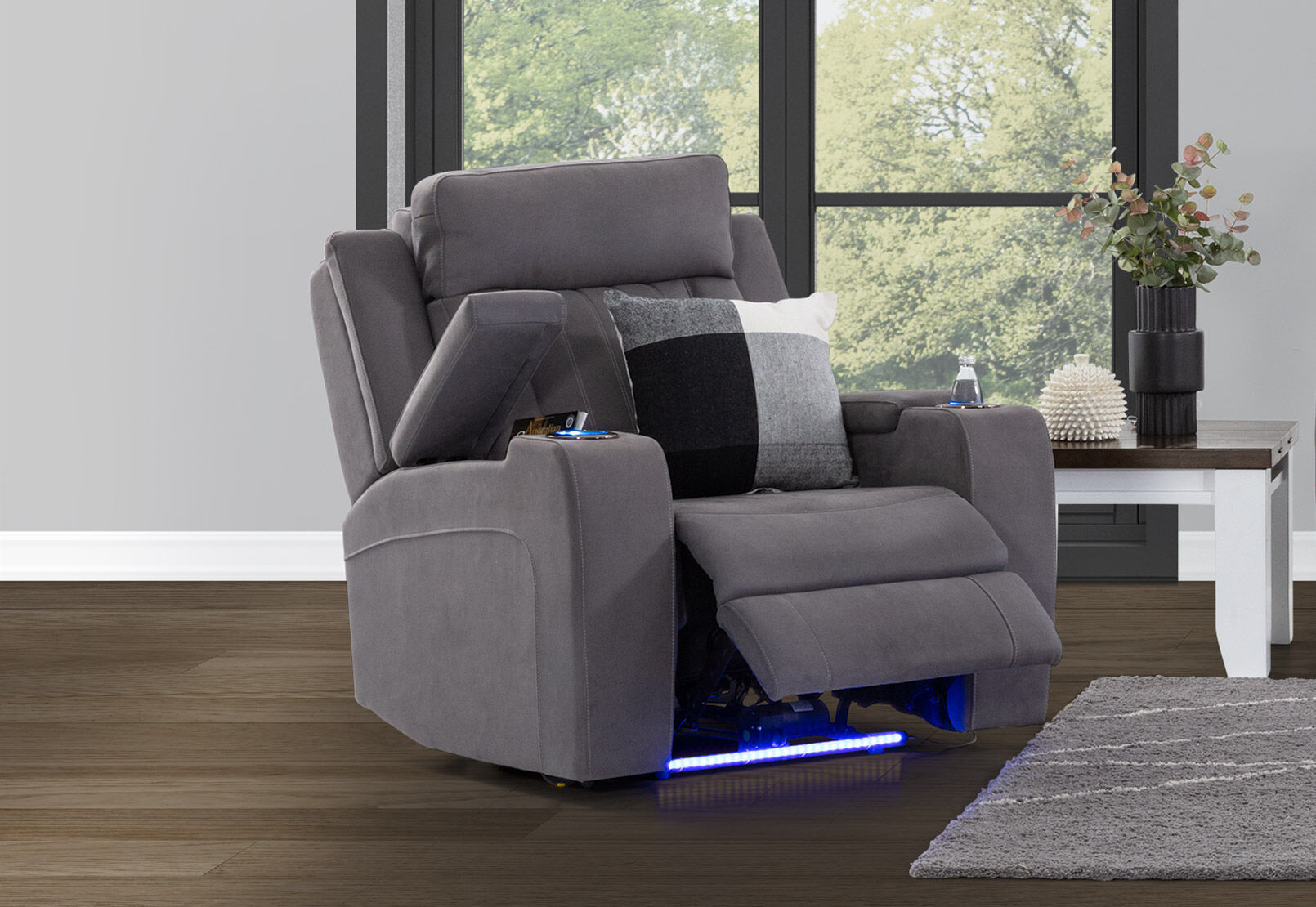 Hercules fabric top power recliner