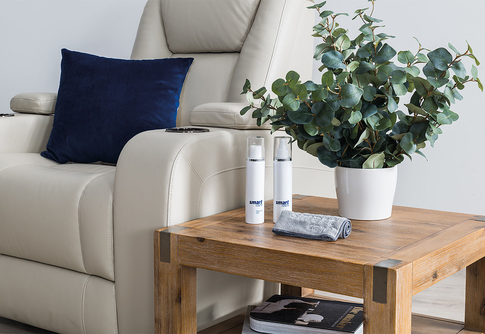 SMARTCARE LEATHER SYSTEM - 1 Seater SMARTCARE LEATHER SYSTEM