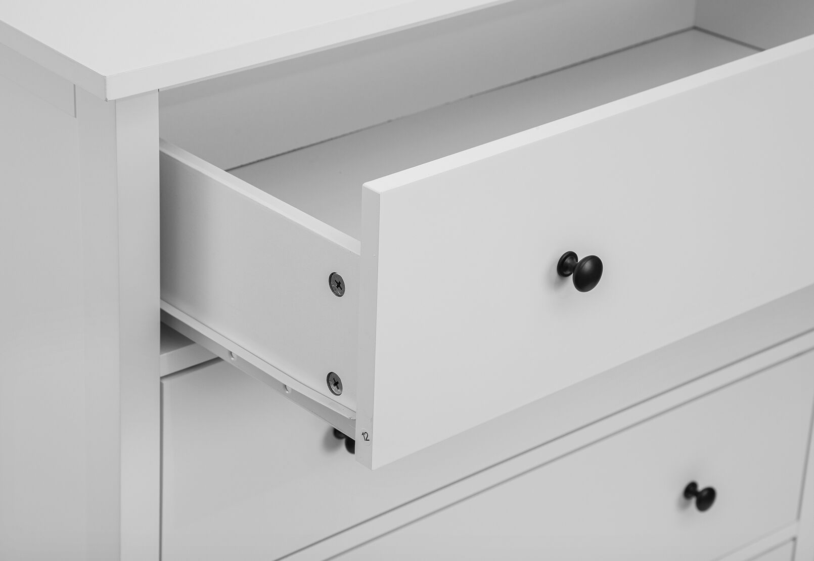 MARSH - Tall Chest MARSH