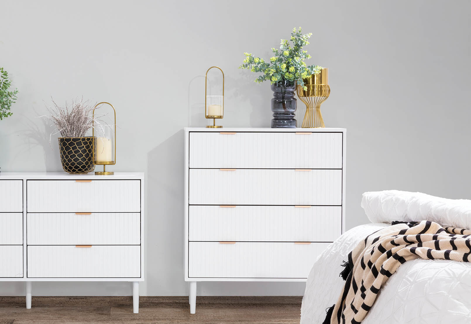 HENSLEY - White 4 Drawer Tall Chest HENSLEY