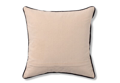VESARI - Artisan Linen Cushion