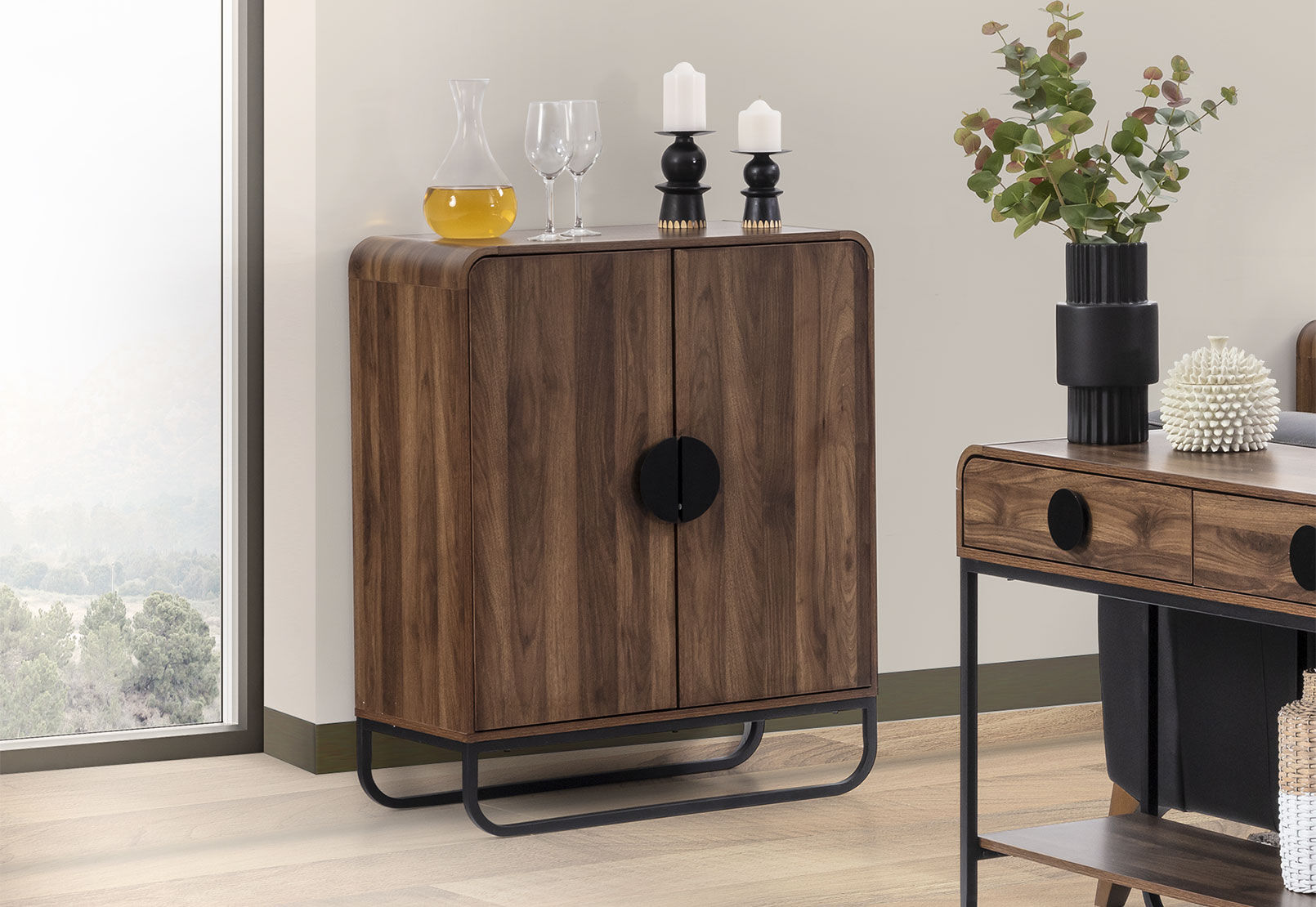HUGHES - Wine Cabinet HUGHES