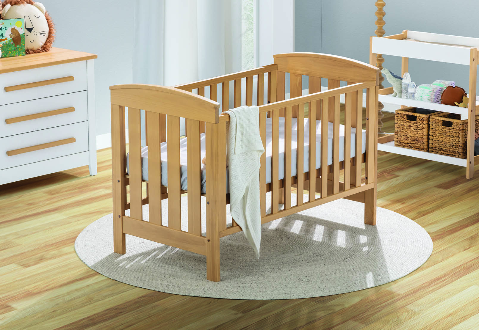 Baby outlet cot amart