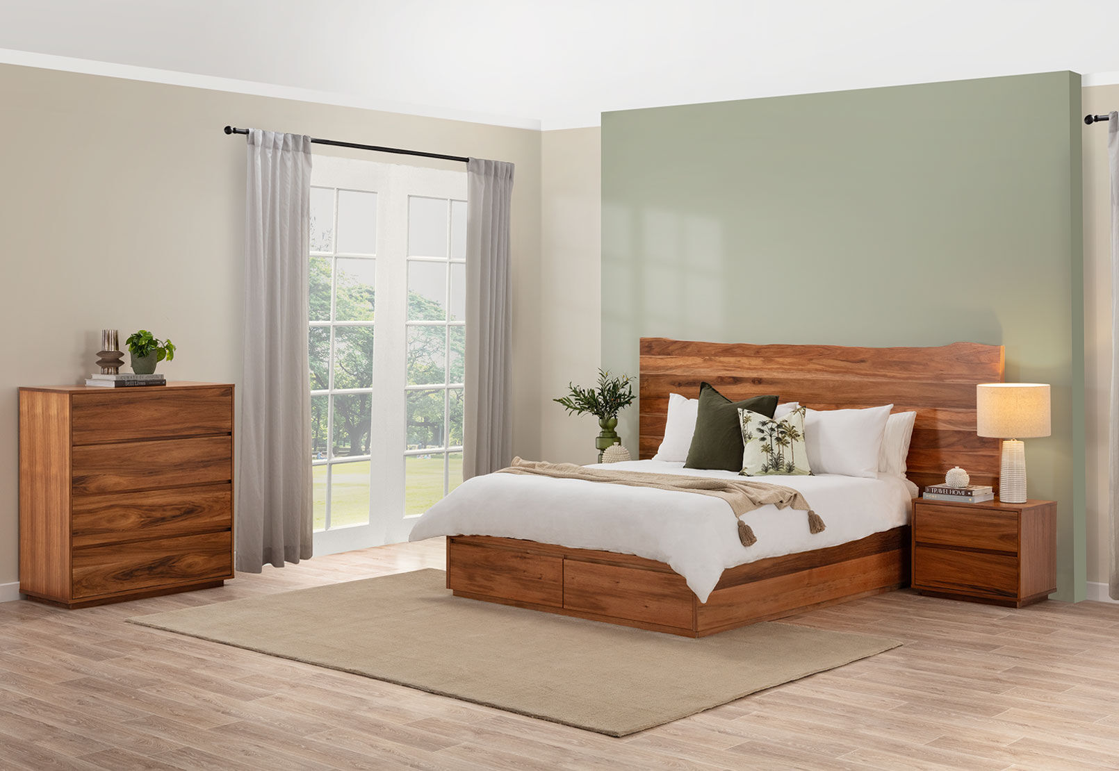 OAKLEY - Queen Bed OAKLEY