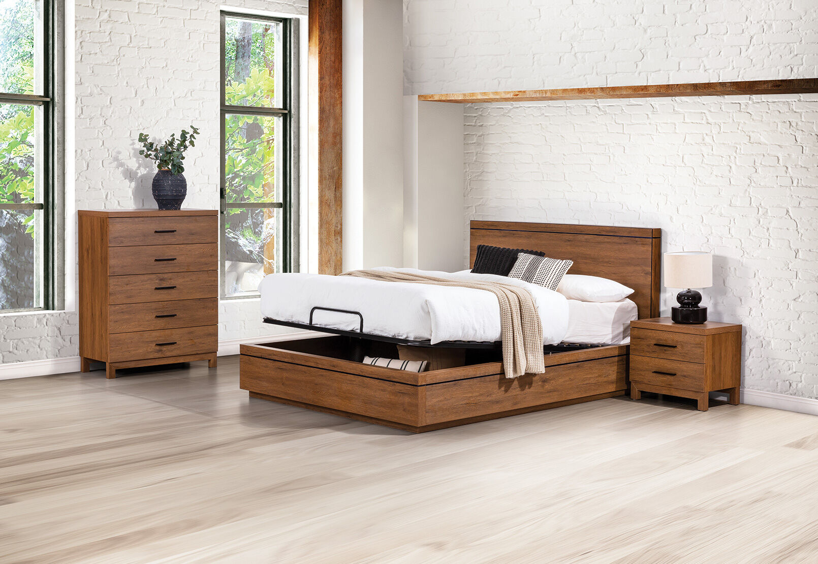 Queen bedroom shop set 4 piece