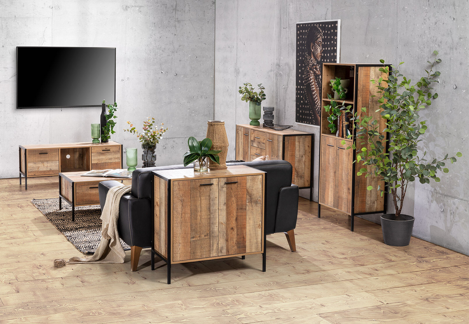Amart bookshelf store