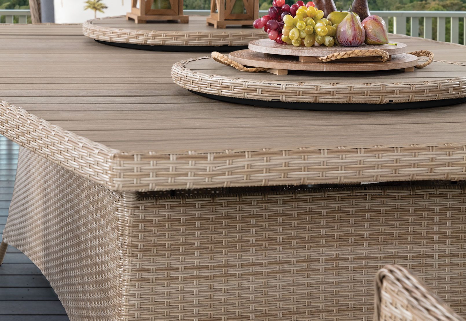 LUAU - 9 Piece Outdoor Dining Setting LUAU