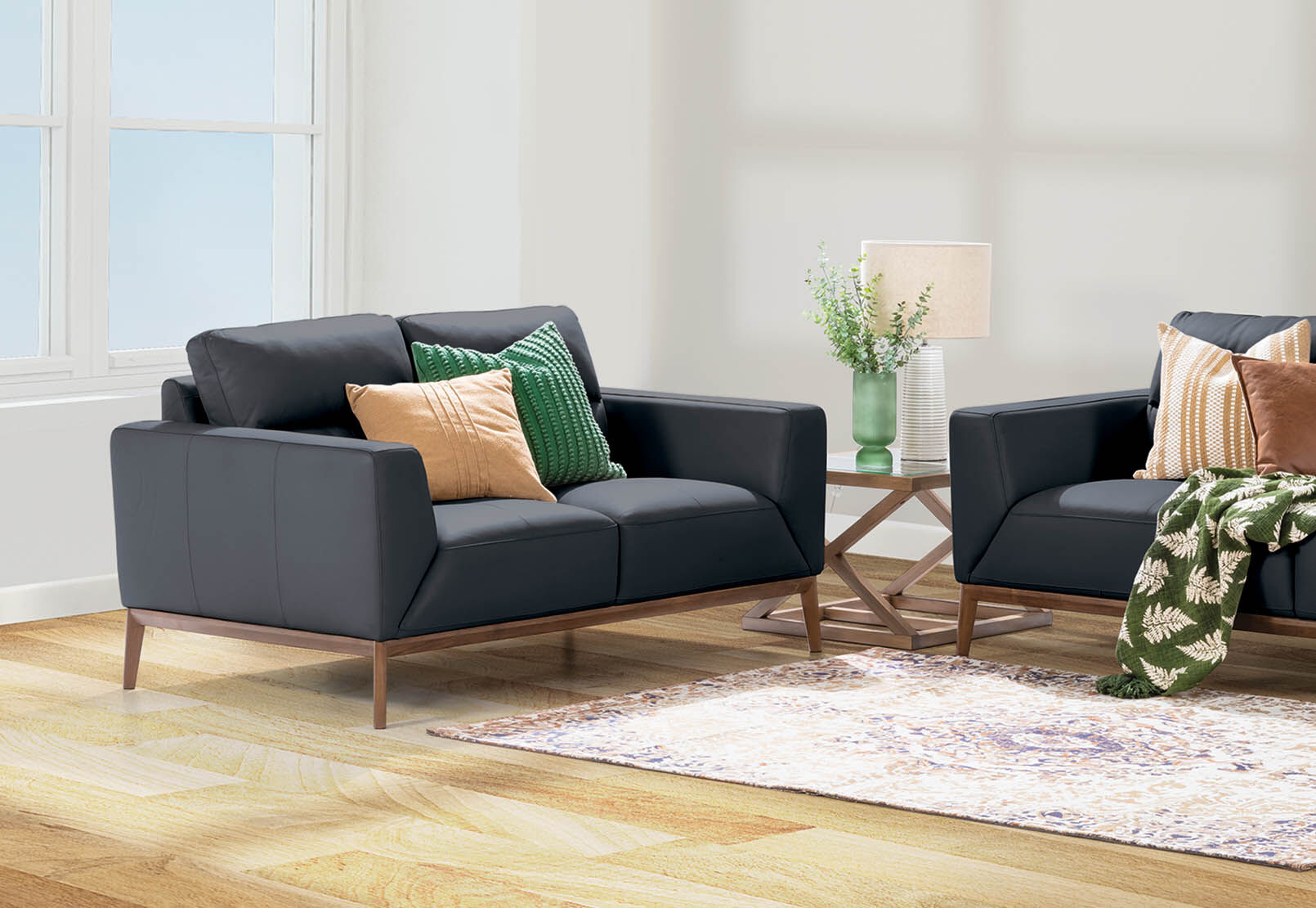 BLACK NIARA Leather 2 Seat Sofa