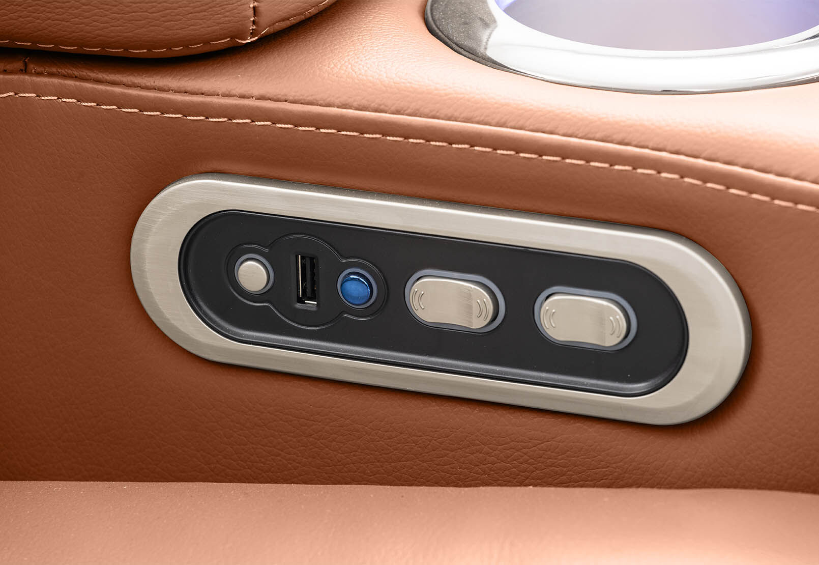 SENTINAL MK2 LEATHER - 2 Seater with 2 Electric Recliners and Console SENTINAL MK2 LEATHER