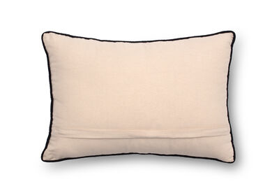 VESARI OBLONG - Feather Fill Cushion