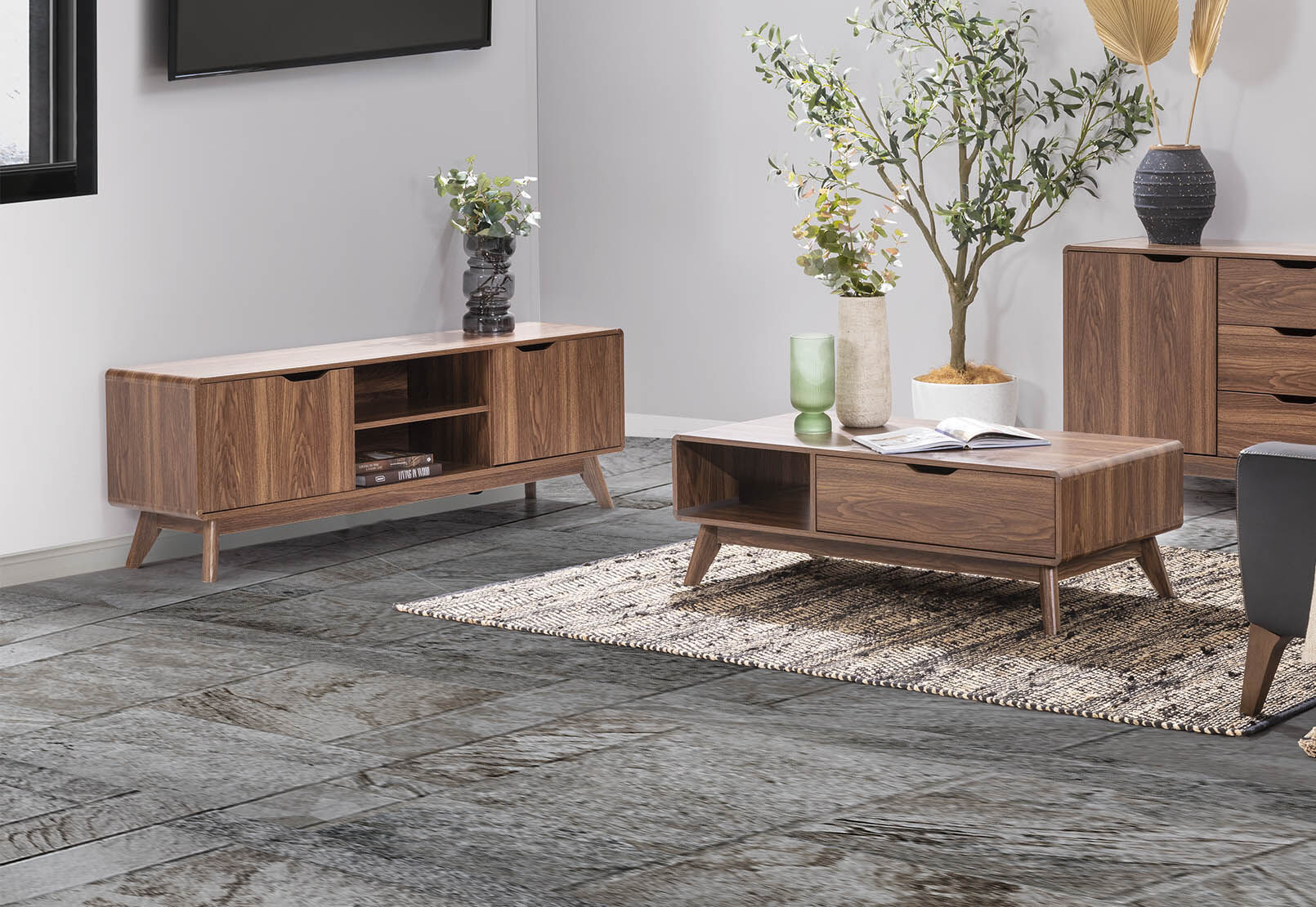 Amart top wall units