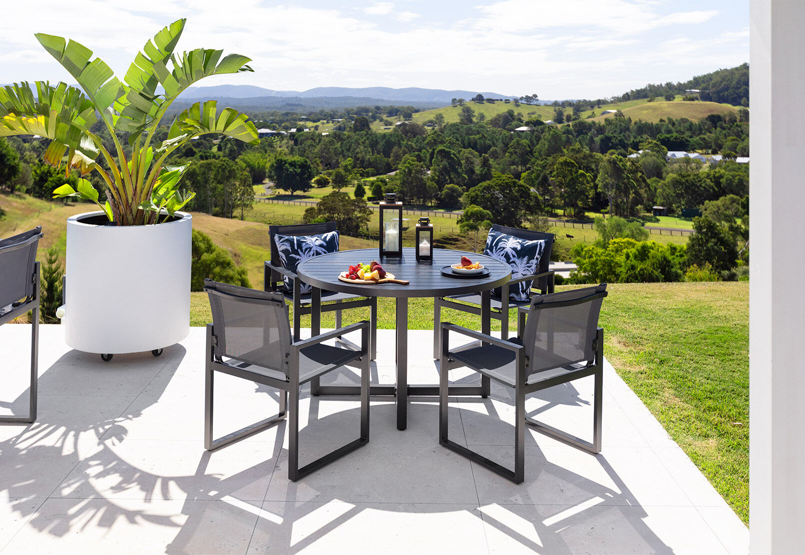 BAYVIEW - Outdoor Round Table BAYVIEW