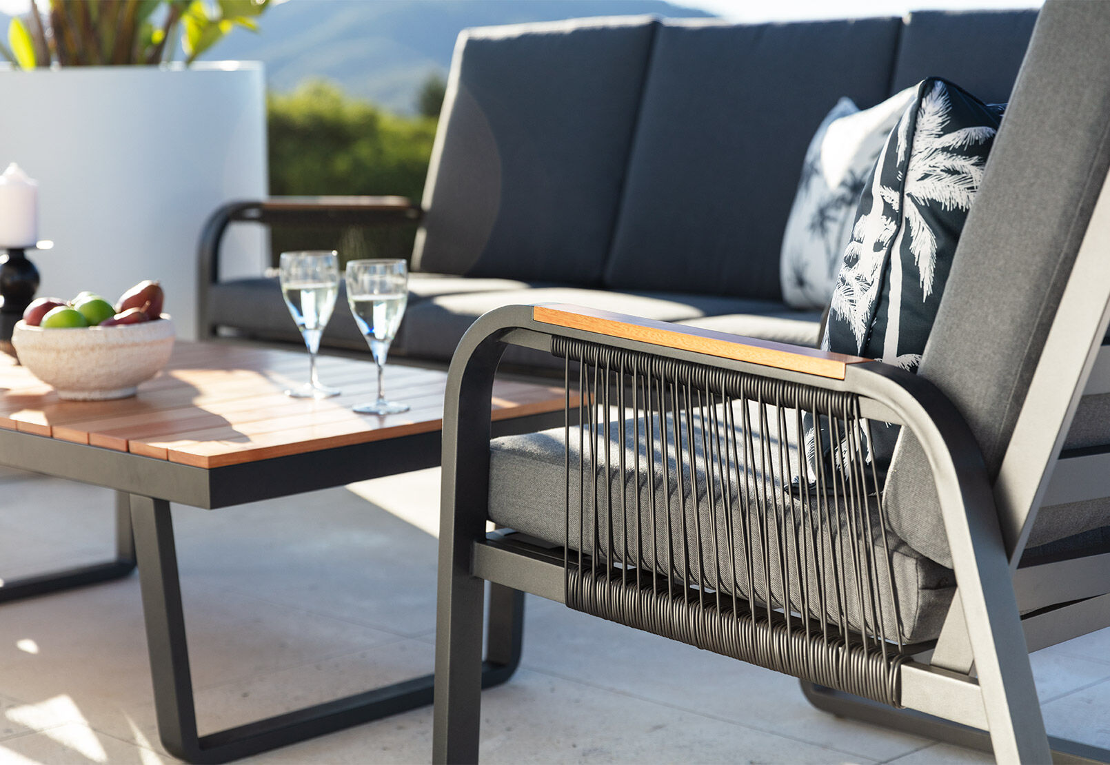 STROMBOLI - 4 Piece Outdoor Lounge Setting STROMBOLI