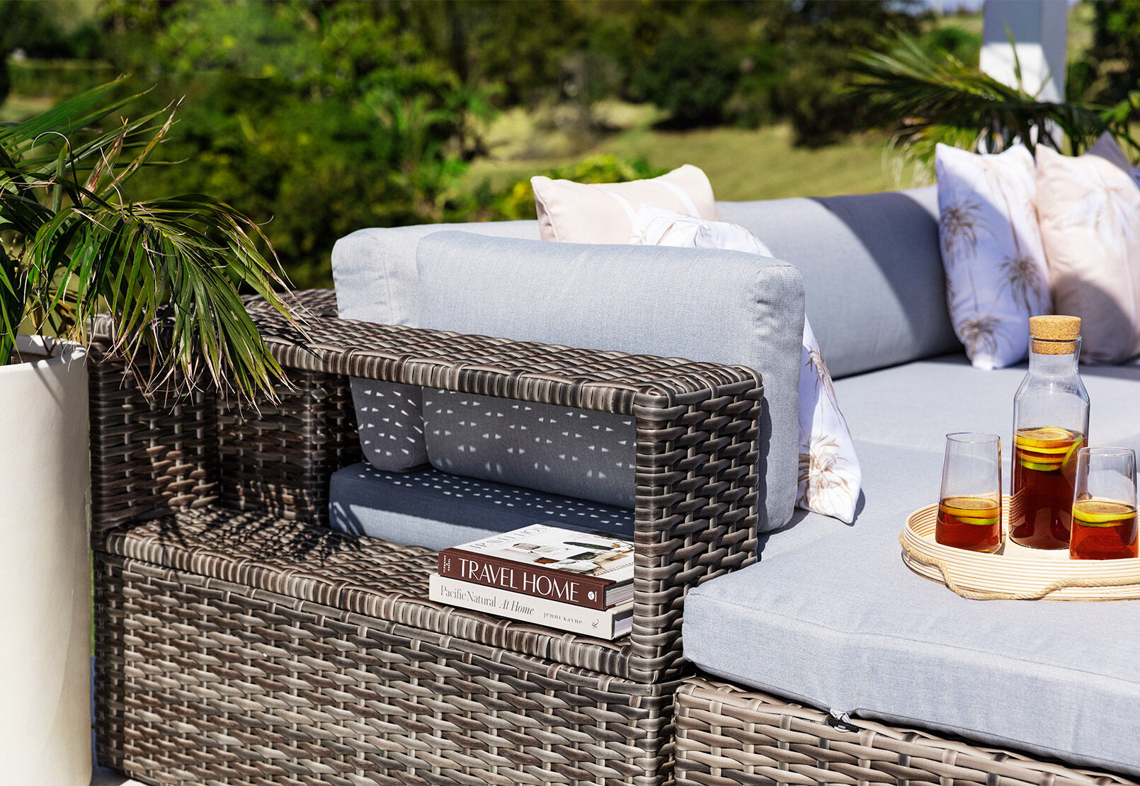 VALENTIA - 6 Piece Outdoor Modular Lounge Setting VALENTIA