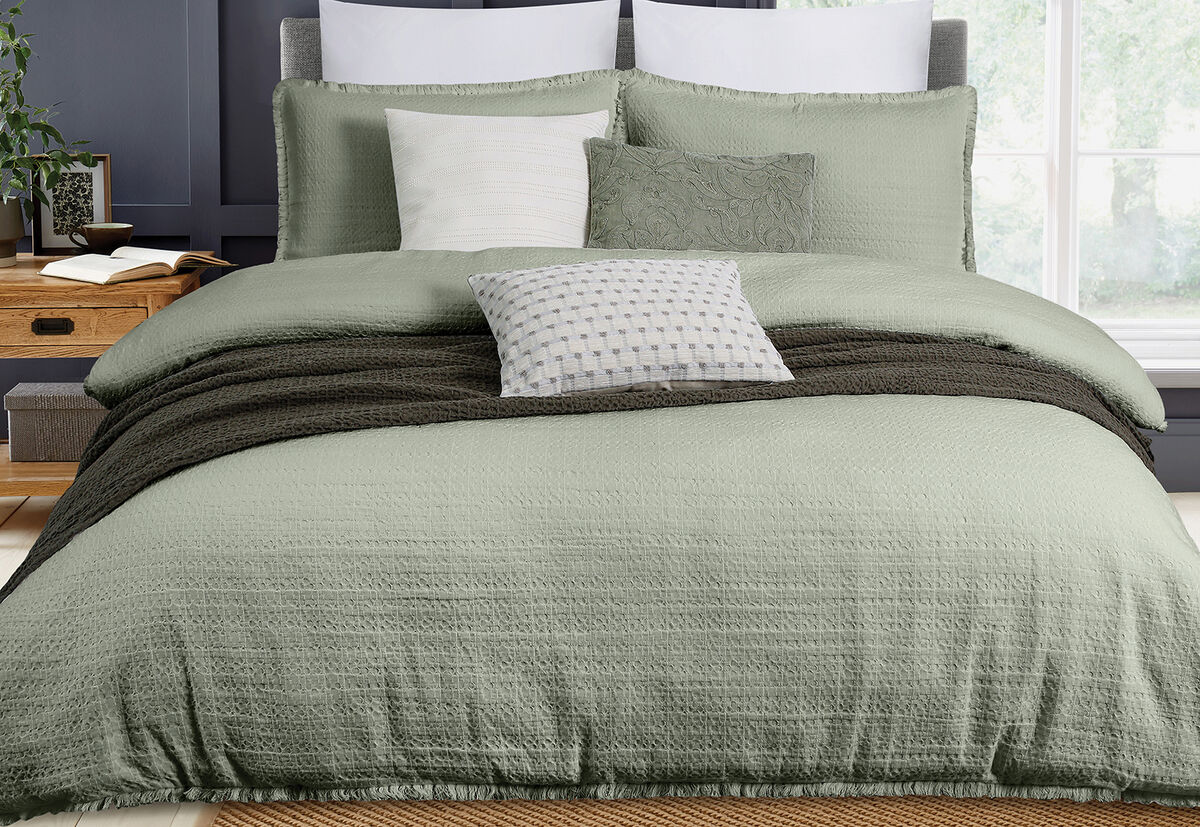 OLIVRA - Queen Bed Quilt Cover Set OLIVRA