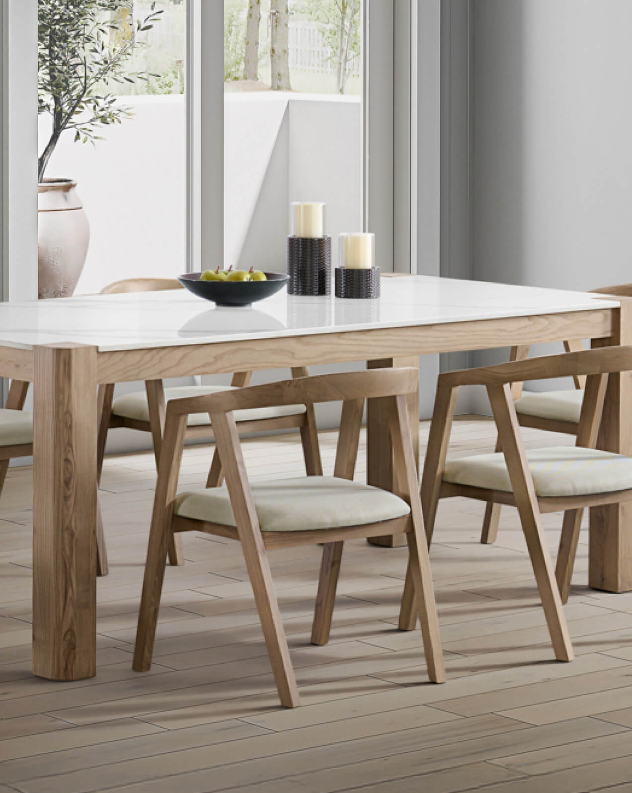 The sintered stone top is a stunning and durable feature of the Tivoli range, effortlessly beautiful and easy to clean.