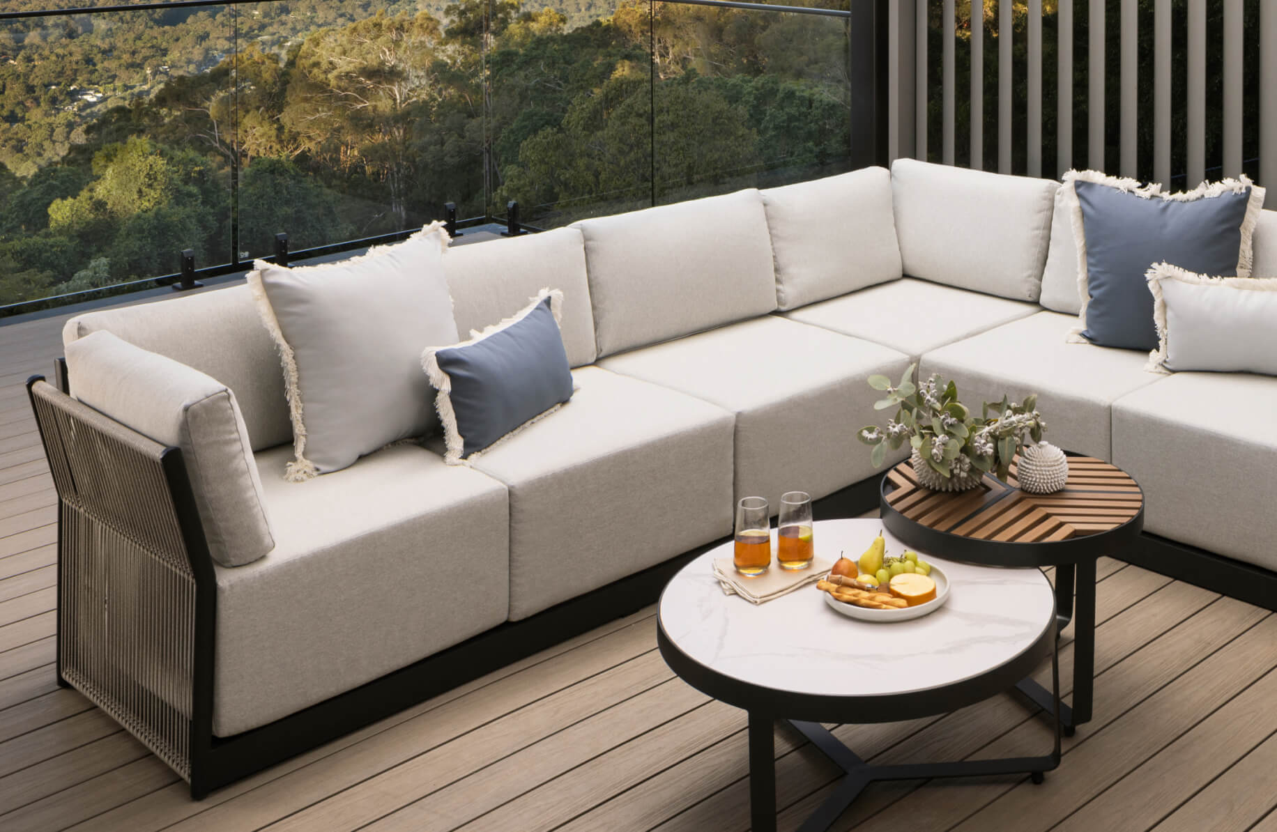 La Vida lounge suite set on deck
