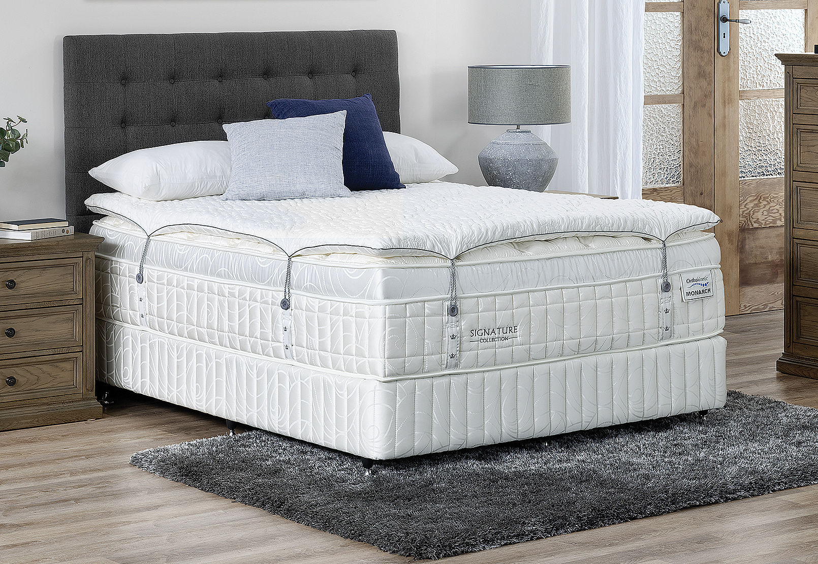 WHITE SIGNATURE LUXURY Queen Base