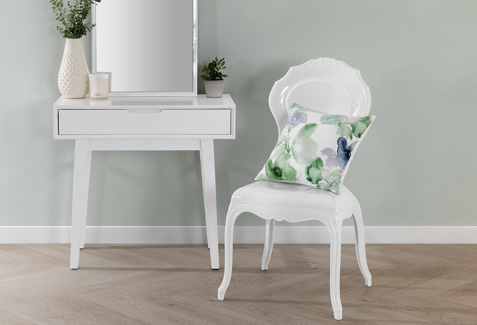 WHITE ALICE Set of 4 White Dining Chairs Amart Furniture