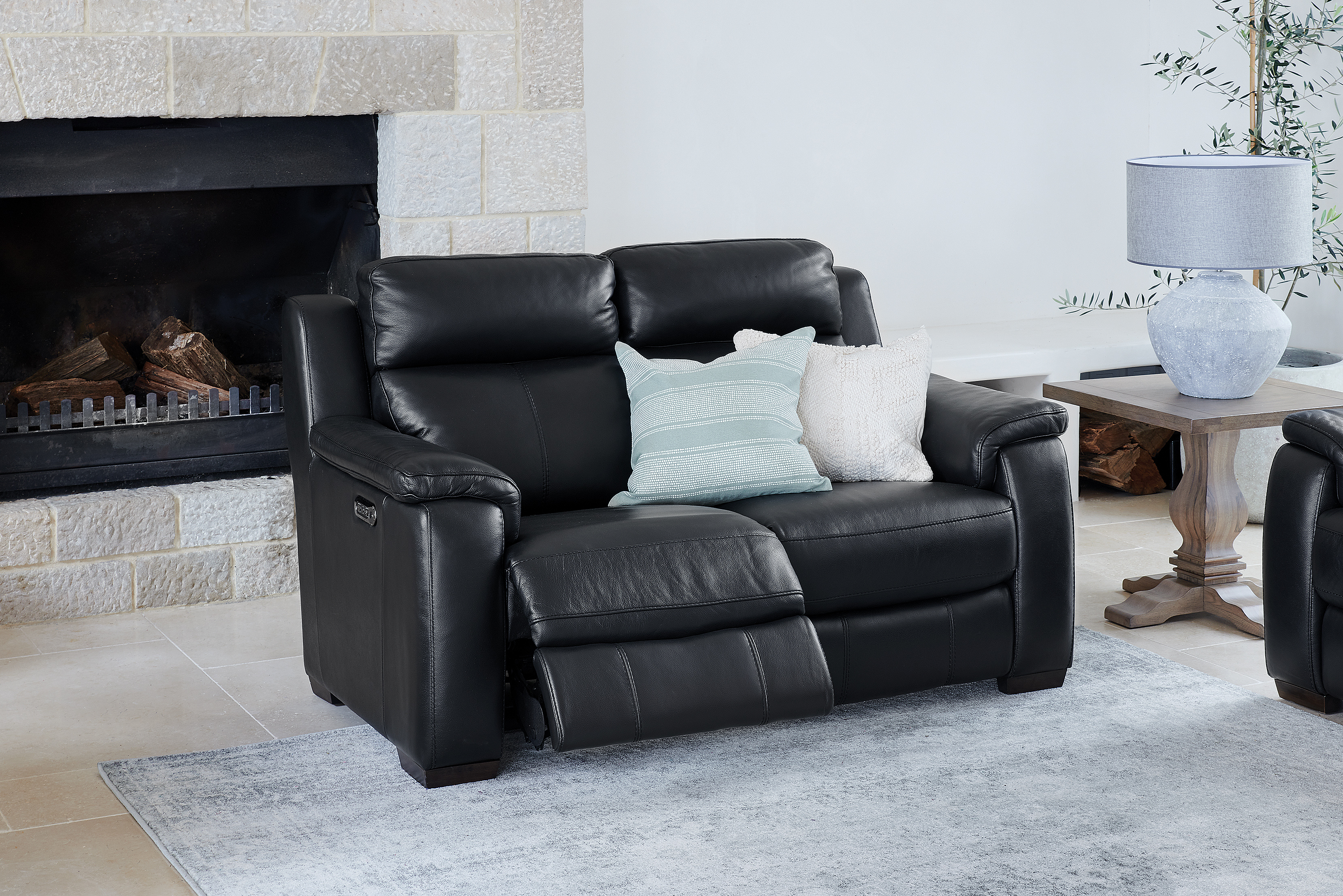 BLACK CAPELLO Leather 2 Seater Sofa with 2 Inbuilt Electric Recliners