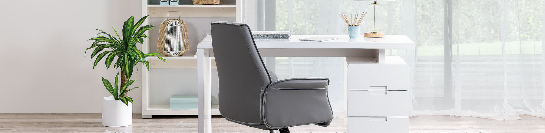 Amart top study chair
